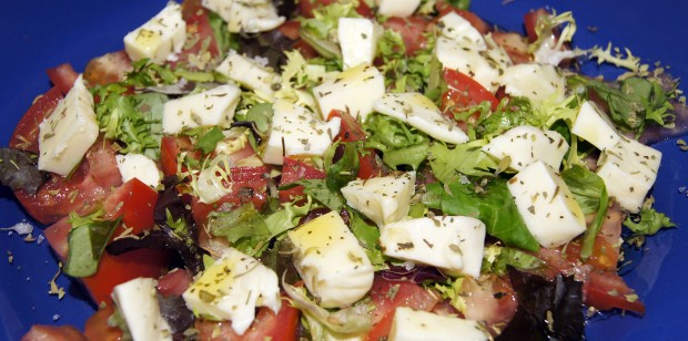 Menorca mozzarella salad